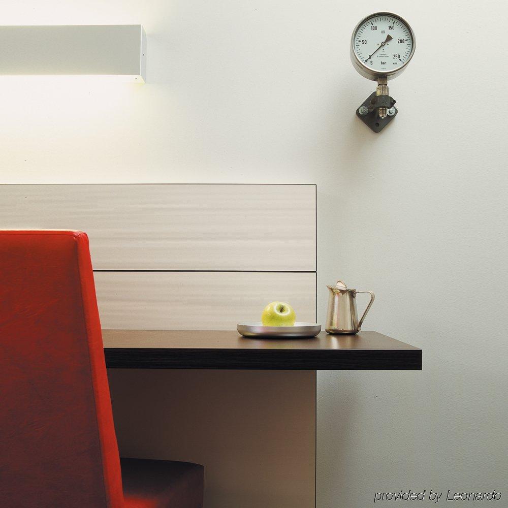 Ferrotel Duisburg - Partner Of Sorat Hotels Oda fotoğraf
